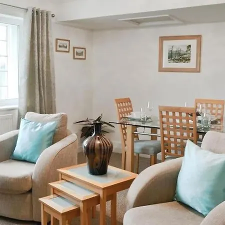 The Rafters, Bank House, Stunning Apartment. * Millom